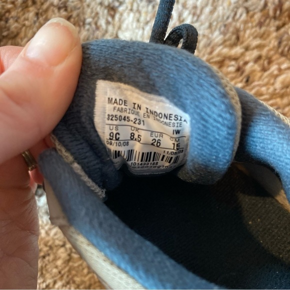 Boys Shoe Bundle Size 9 Nike Old Navy Gray - Picture 6 of 12